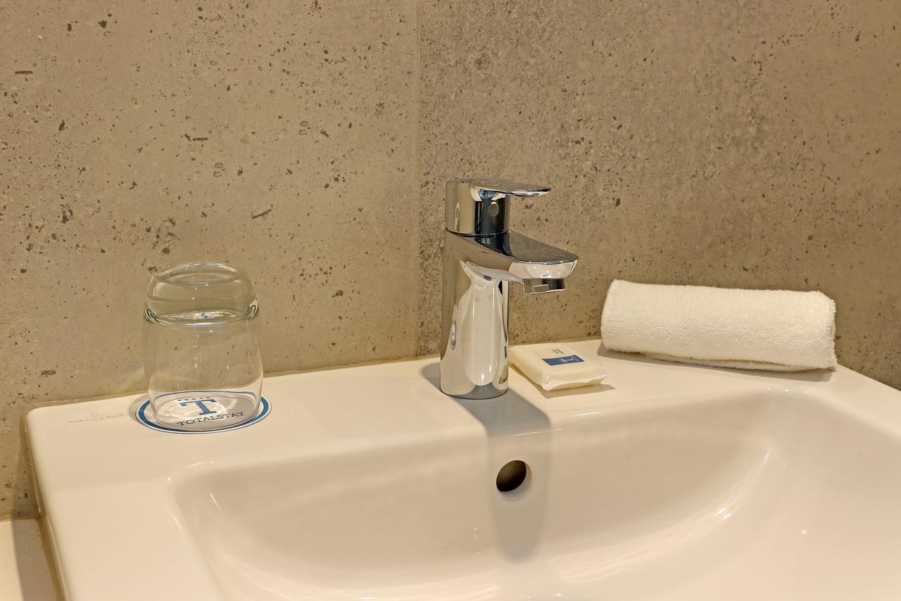 Chelsea Luxury Suites Kapstaden Exteriör bild